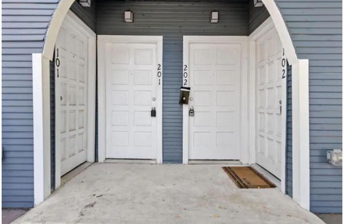 Tobin Hill Apartment | Impressive Cozy Historic 2BR Apt Near Downtown