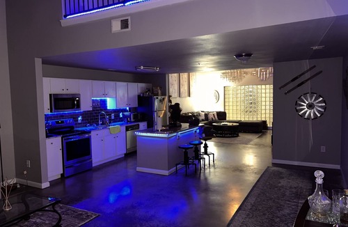 Las Colinas House | In the heart of Las Colinas next to the Ritz Carlton Golf Club.n