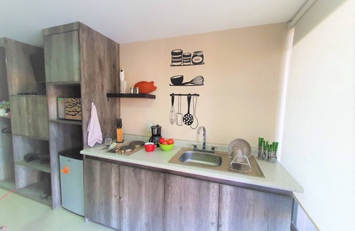 Ciudad Lopez Mateos House | INCREDIBLE PREMIUM SUITE! 2 MINUTES FROM TEC! 03