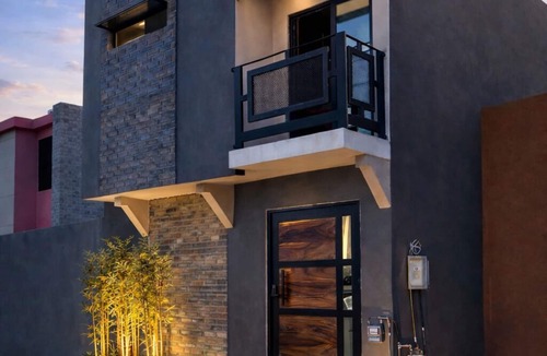Tampico Apartment | Industrial style loft 5 min from downtown Tampico