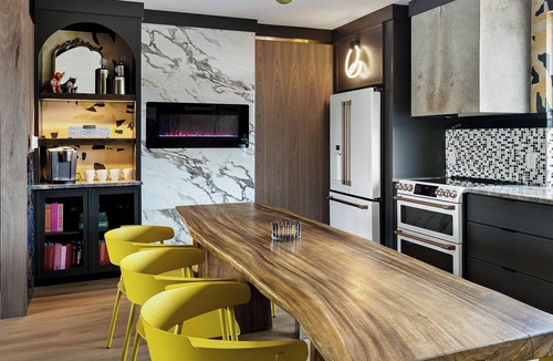 East Cesar Chavez Apartment | Inn Cahoots