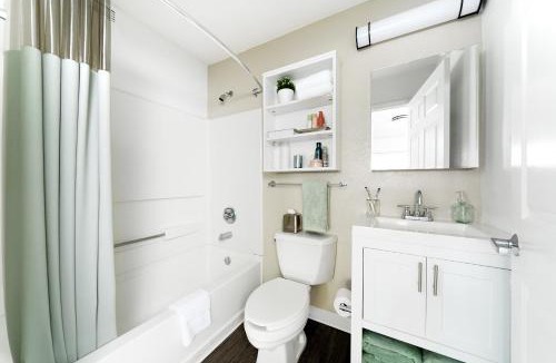 South Arlington Hotel | InTown Suites Extended Stay Arlington - Central