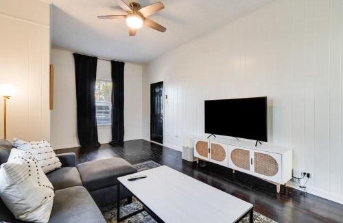 Freetown - Port Rico House | Jefferson Cottage Walk to Downtown & UL Lafayette