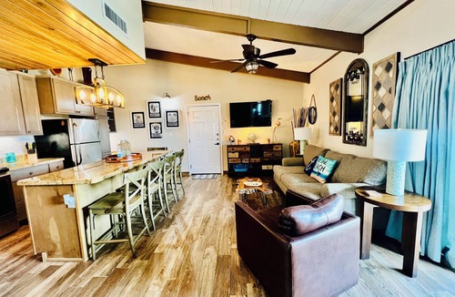 South Padre Island Condo | “JULY Specials"Amazing Beach Views with Fireworks on weekends!Close to hotspots