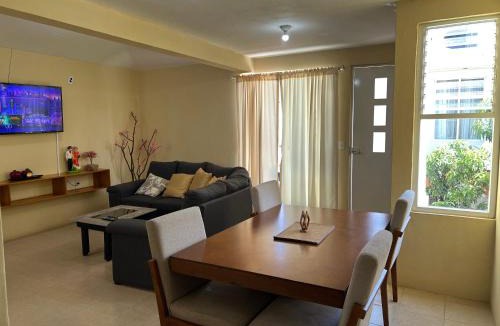 San Agustin de las Juntas Apartment | k5m a puerto, ideal para descansar con facturación