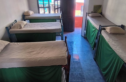 Zona 2 Hostel | Karim Hostal Antigua