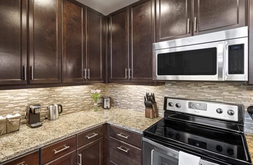 Waller Creek District Apartment | Kasa | Welcoming 1BD + Walk to Local Eateries | Austin