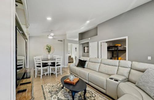 Kingswood Parke House | Kimberly Surprise
