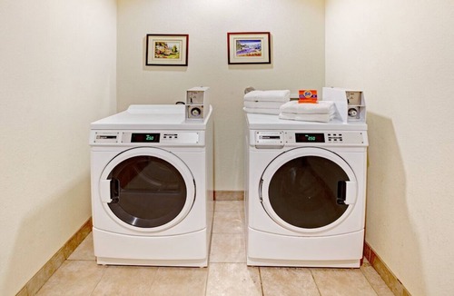 La Porte Hotel | King Bed Room, Scottish Suites La Porte, Guest Laundry, Free On-site Parking