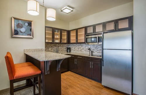 Amarillo Apartment | King Suite | Free Daily Breakfast, Indoor Pool + Fitness Center
