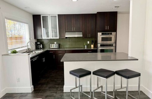 King William House | King William Historic District Cozy 3BR SATX
