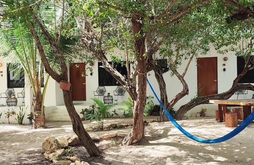 Isla Holbox Apartment | Kitchenette,Sleeps 4, Beach 1 Block, Starlink, c5