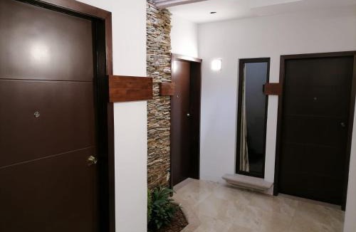 Zona 13 Hotel | L'Aurora Inn