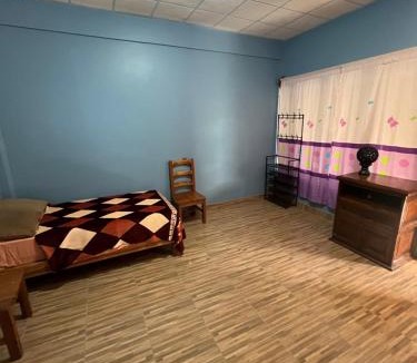 San Antonio de la Cal House | La casa de coco