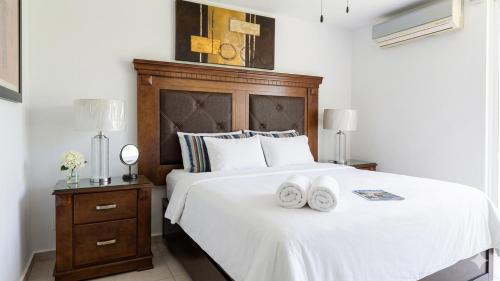 Palmar de Aramara House | La Marina Condominiums by Monyxbnb