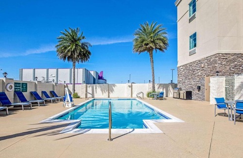 Portland Hotel | La Quinta by Wyndham Corpus Christi - Portland