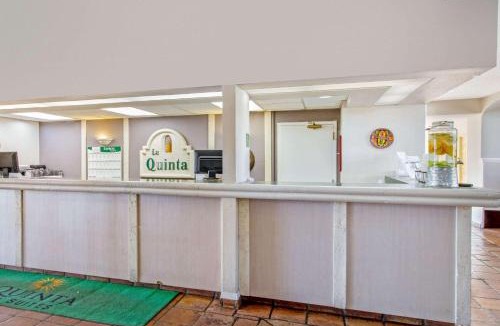Las Cruces Hotel | La Quinta Inn by Wyndham Las Cruces Mesilla Valley