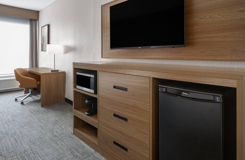 Maryvale Hotel | La Quinta Inn & Suites by Wyndham Phoenix West/Glendale