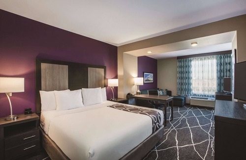 Garland Hotel | La Quinta Inn & Suites by Wyndham Dallas Northeast-Arboretum