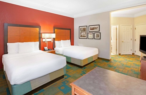 The Galleria Hotel | La Quinta Inn & Suites by Wyndham Houston Galleria Area