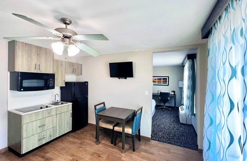 Pharr Hotel | La Quinta Inn & Suites by Wyndham Pharr North McAllen