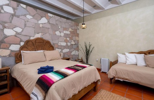 De La Presa Bed & Breakfast | La Sagrada