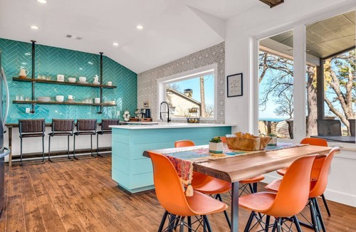 Wills Point House | Lago Vista- Waterfront | Kayaks | Views!
