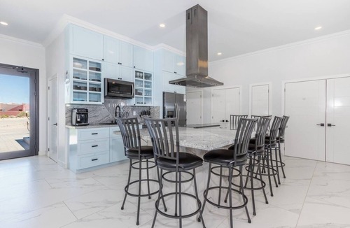 Laguna Shores House | Laguna Beach House 3bd/3 bath in tranquil Laguna Shores with resort amenities