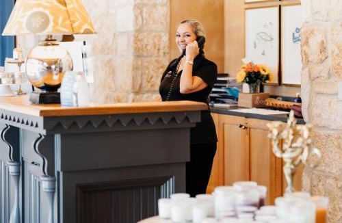 Lower Basin Lake Travis Resort | Lake Austin Spa Resort - All Inclusive