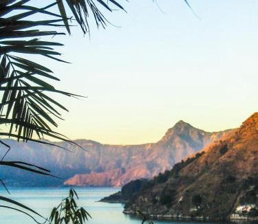 Santa Cruz La Laguna House | Lake Front Paradise-Nature where Mayan Culture Collide