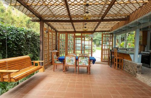 Santa Cruz La Laguna House | Lake Front Retreat at Los Elementos