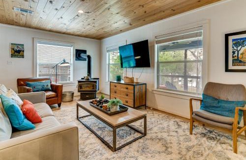 Franklin House | Lakefront Camp Creek Retreat w/Dock