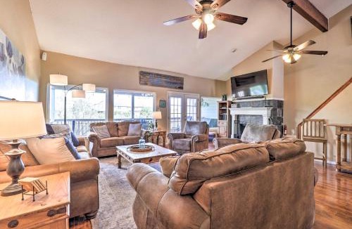 Point Venture House | Lakefront Home w/Point Venture Golf Access!