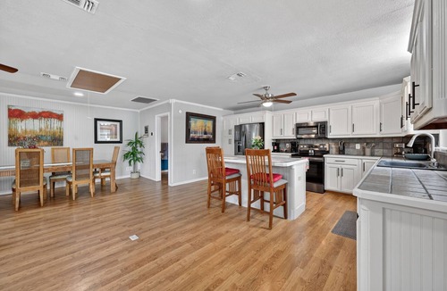 Azle House | Lakefront with Treehouse, Pool, Gameroom and hottub. 5BR, 4bath