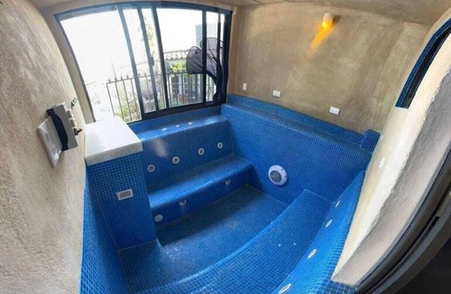 Tequesquitengo House | LakeHouse Teques Lakefront home with pool and jacuzzis