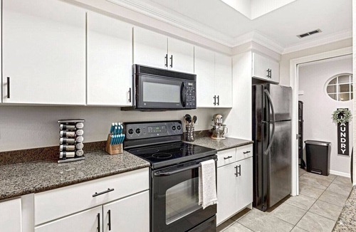 Highland Lake Estates Condo | `Lakeside Haven`- Hot Tub, Pool, Lake view!