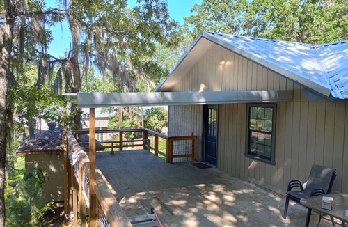 Negreet House | Lanan Hideaway on Toledo Bend >B CLOSE TO TOLEDO TOWN!