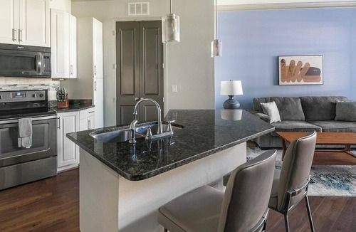 Westchase Apartment | Landing | Amazing 1BD, Gym, Clubhouse
