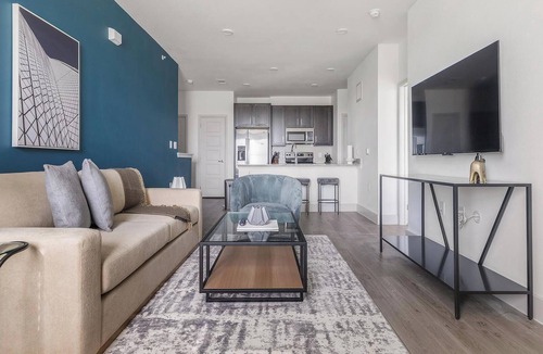 Austin Apartment | Landing | Chic 1BD, Gym, Pool
