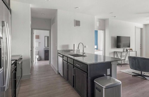 Austin Apartment | Landing | Chic 1BD, Gym, Pool