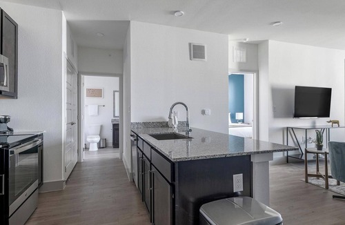 Austin Apartment | Landing | Chic 1BD, Pool, Gym