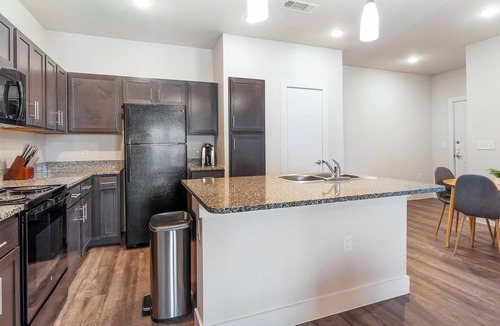 San Antonio Apartment | Landing | Chic 2BD, Clubhouse, Pool