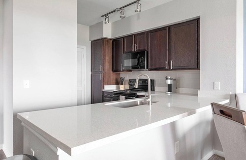 Atascocita Apartment | Landing | Chic 2BD, Game Room, Gym