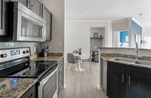 Falconhead Apartment | Landing | Chic 2BD in Bee Cave