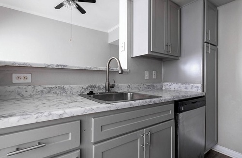 Briarforest Apartment | Landing | Incredible 1BD, Pool, Gym