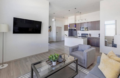 Arrowhead Ranch Apartment | Landing | Spectacular 1BD, Gym