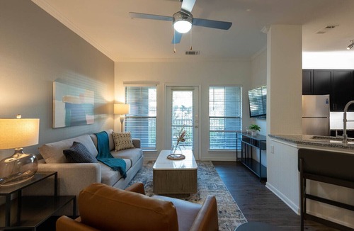 Austin Apartment | Landing | Spectacular 1BD, Gym, Pool