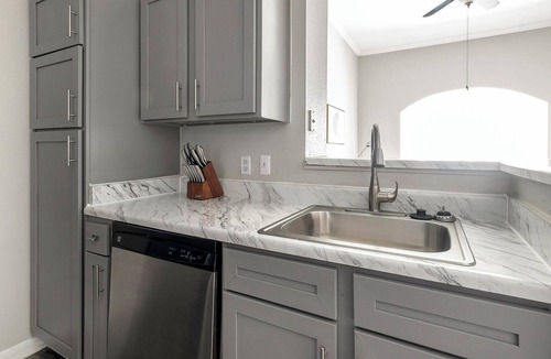 Briarforest Apartment | Landing | Spectacular 1BD, Gym, Pool