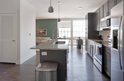 Stone Oak Apartment | Landing | Spectacular 1BD, Gym, Pool