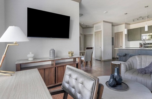 Wetmore Apartment | Landing | Stunning 1BD, Yoga Studio, Gym